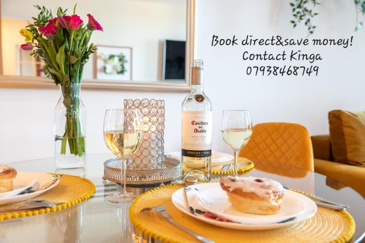 Amber Apartment Oasis - Your Gateway To Southampton'S Vibrant Heart, Port, Shopping Eksteriør bilde